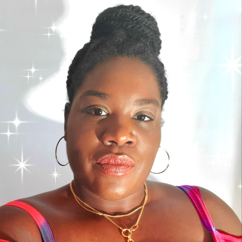 ❤ Meet the Posher! LIKE this LISTING to BOOKMARK MY CLOSET